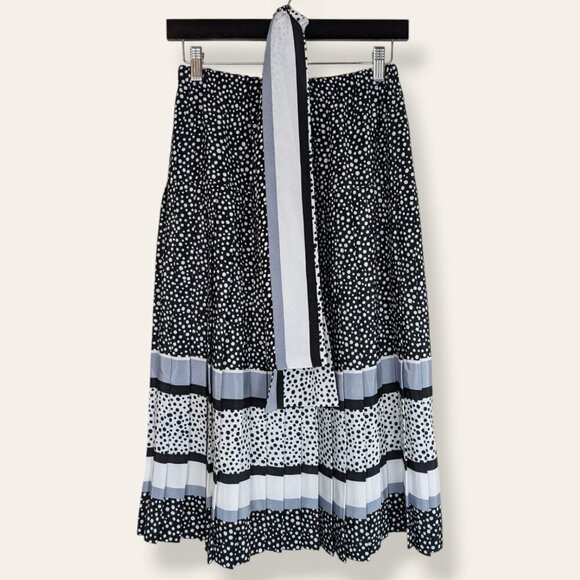 Pleated Polka Dot Skirt & Matching Scarf - Picture 5 of 6